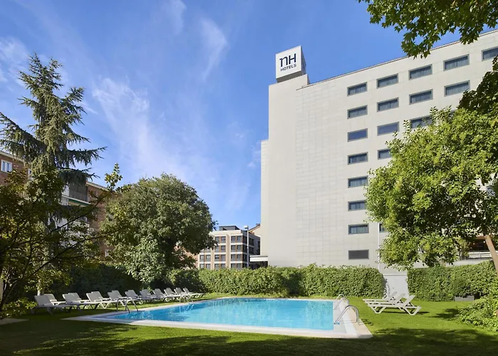 Mejores hoteles en Doctor Esquerdo, Madrid