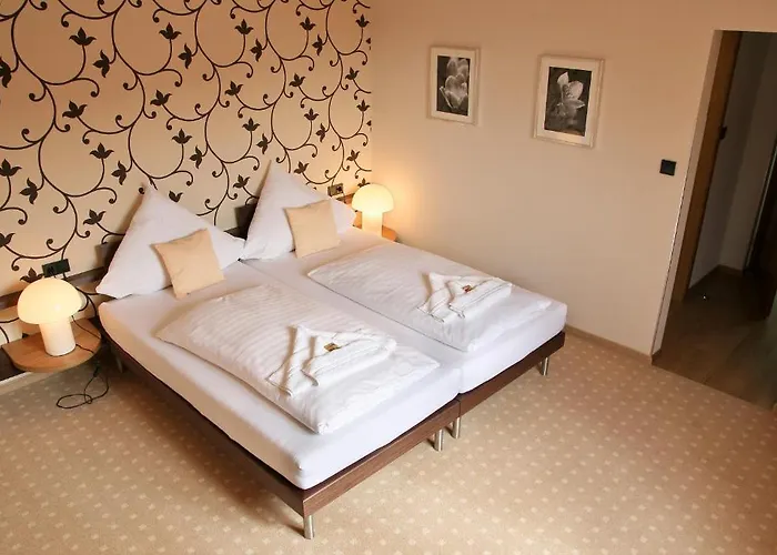 Erstklassiges Hotel Turm Dreieich